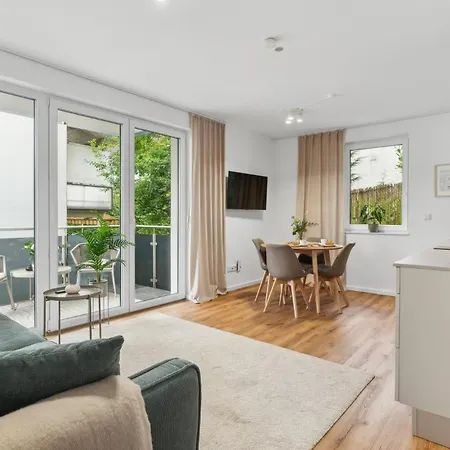 Deluxe In Mit Parkplatz Und Balkon Bielefeld