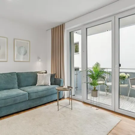 Lejlighed Stylisches Mit Balkon & Kostenlosem Parkplatz Lage In