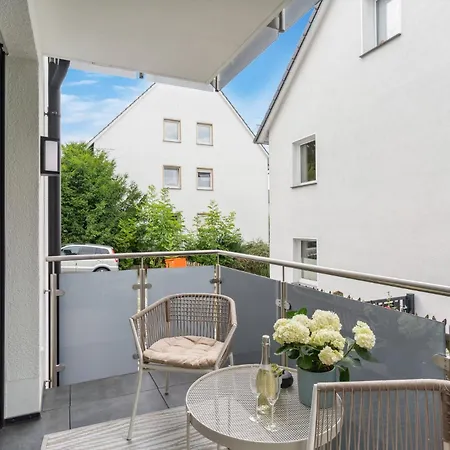 Apartmán Deluxe Zentrum, Balkon & Kostenloser Parkplatz *