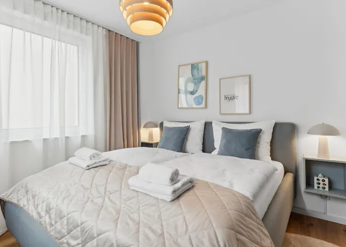 Stylisches Mit Balkon & Kostenlosem Parkplatz Lage In 公寓 *